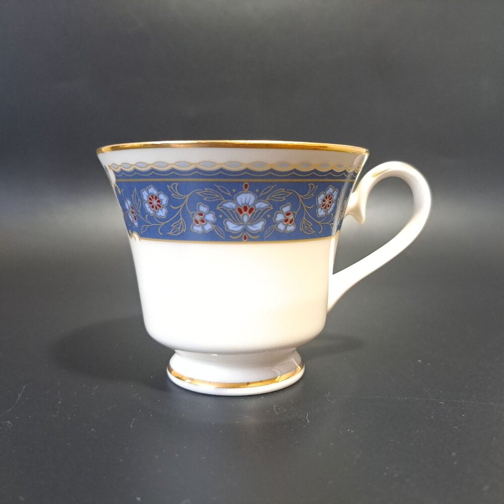 Carico Renaissance Fine China Teacup With Blue Floral & Gold Trim Design